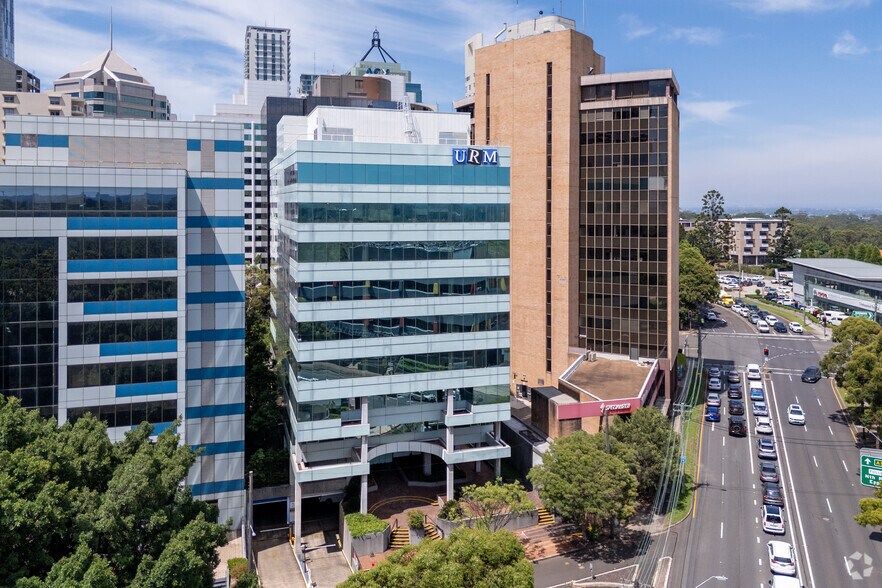 More Photos Of 15 Help St, SYDNEY Office For Lease