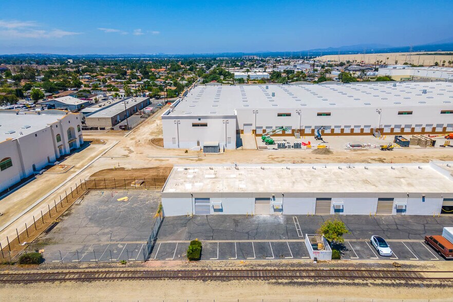 More Photos Of 15562 Arrow Hwy, Irwindale Warehouse For Lease
