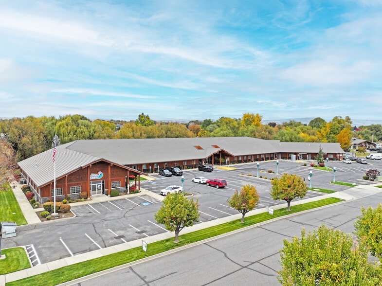 Primary Photo Of 3909 Creekside Loop, Yakima Medical For Lease