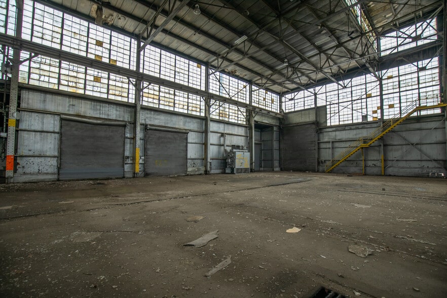 More Photos Of 2800 E Dunes Hwy, Gary Warehouse For Lease