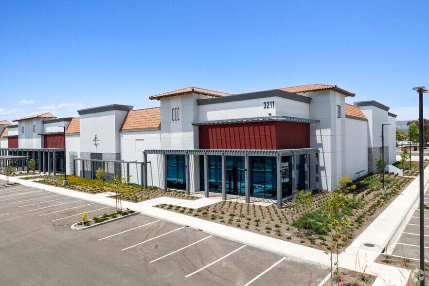 More Photos Of 3211 Mission Oaks Blvd, Camarillo Unknown For Lease