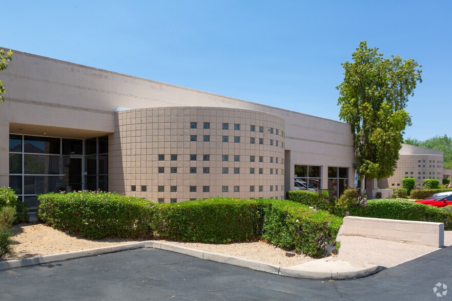 More Photos Of 8361 E Evans Rd, Scottsdale Warehouse For Lease