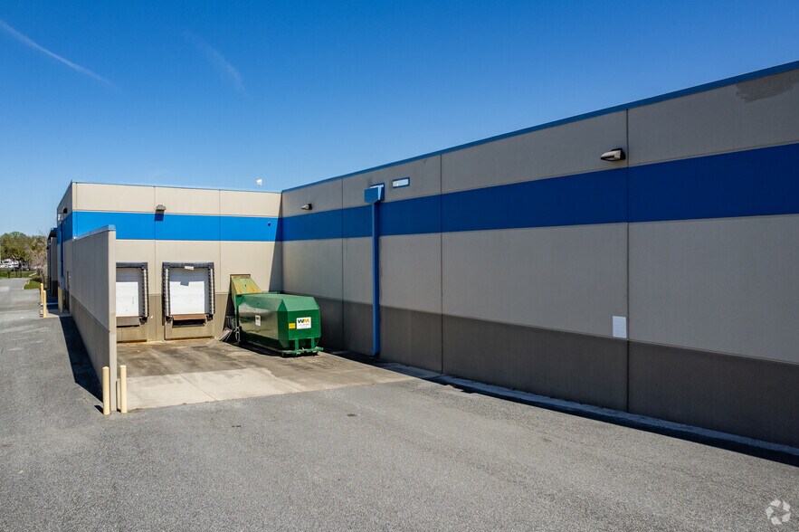 More Photos Of 3970 SW 3rd St, Ocala Freestanding For Sale