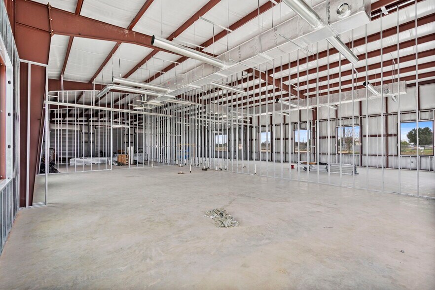 More Photos Of Hwy. 90 and Commerce, Katy Office For Lease