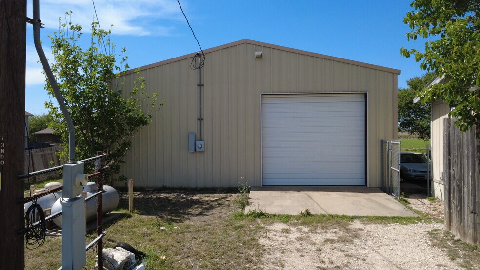 More Photos Of 13800 FM 973 N, Manor Warehouse For Sale