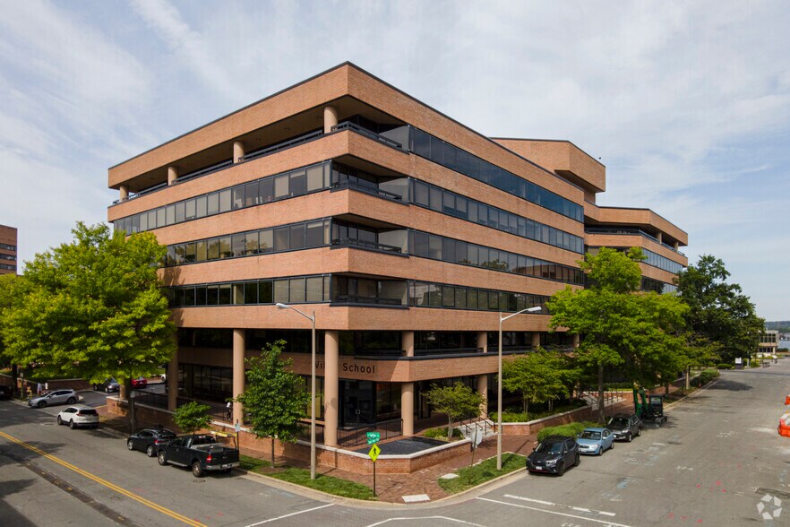 More Photos Of 1001 N Fairfax St, Alexandria Office For Lease