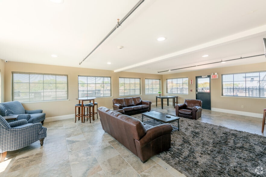 More Photos Of 12 Eagle St, Providence Apartments For Lease