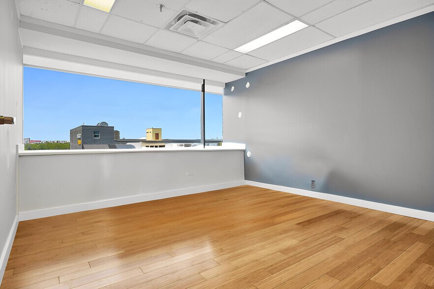 More Photos Of 2150 Coral Way, Miami Office For Lease