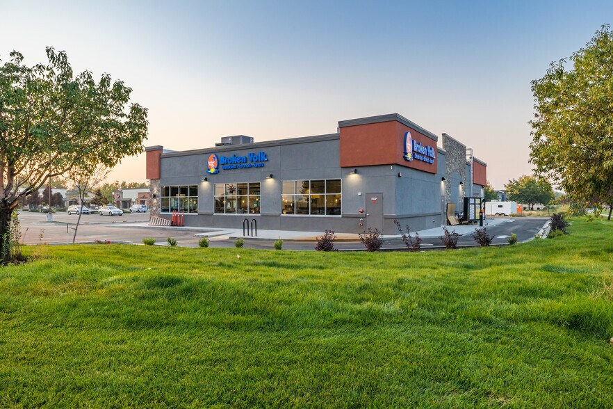 More Photos Of 3110 W Quintale Dr, Meridian General Retail For Lease