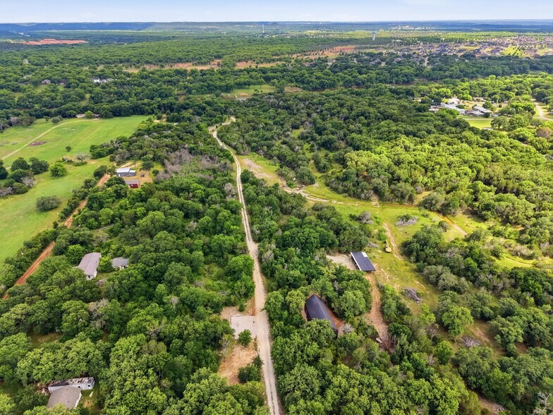 More Photos Of 6725 Rollins Rd, Granbury Specialty For Sale