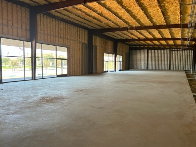 More Photos Of 7219 Rocio Dr, Laredo Office For Lease