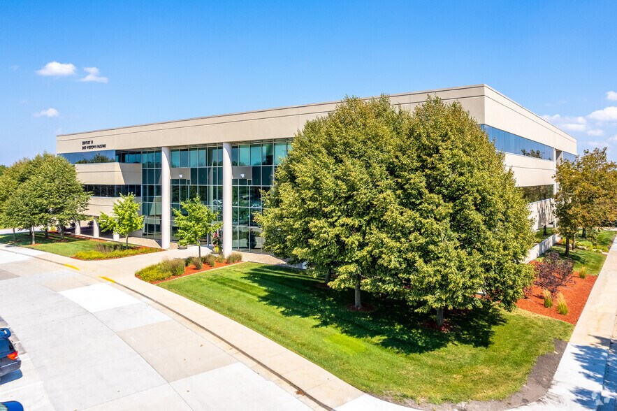 Primary Photo Of 2600 Westown Pky, West Des Moines Office For Lease