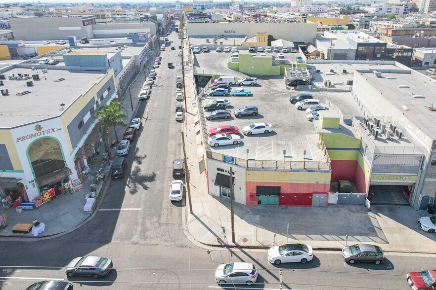 More Photos Of 921 Crocker St, Los Angeles Storefront Retail Office For Sale