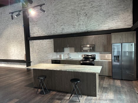 More Photos Of 10344 66th St N, Pinellas Park Industrial For Sale