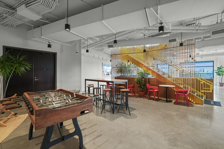 More Photos Of 110 N Corcoran St, Durham Office For Lease