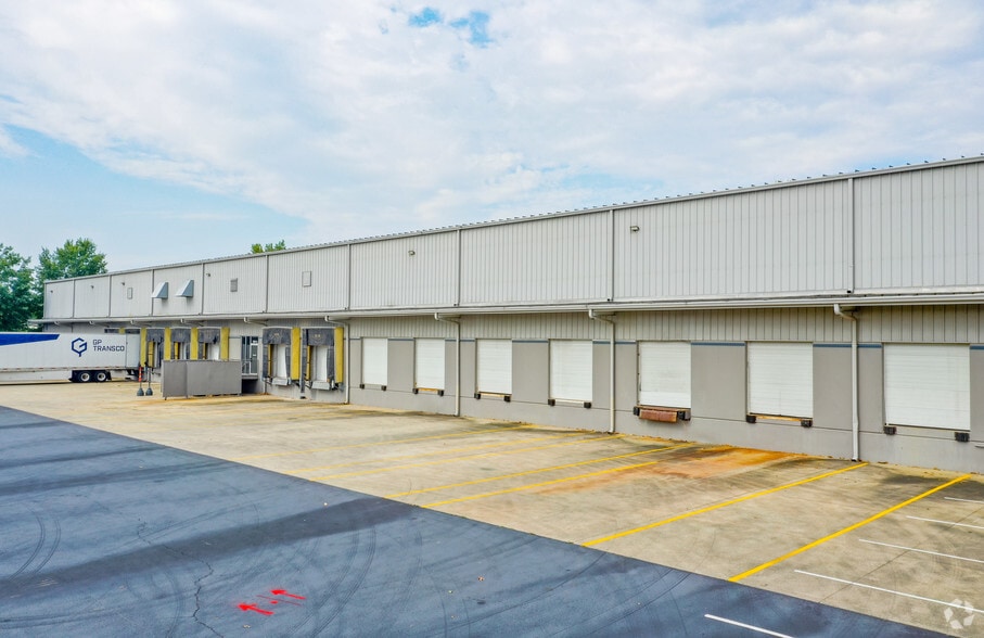 More Photos Of 240 Lyon Ln, Birmingham Unknown For Lease