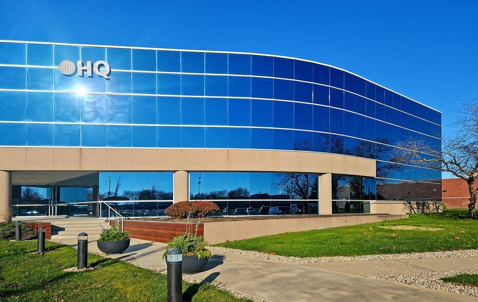 More Photos Of 9465 Counselors Row, Indianapolis Coworking Space