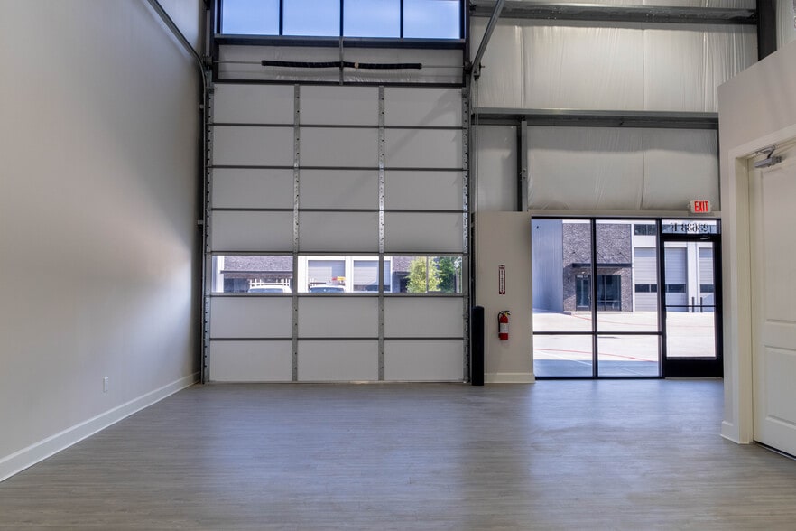 More Photos Of 23637 Gosling Rd, Spring Unknown For Lease