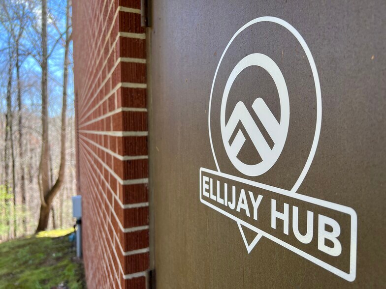 More Photos Of 443 Pleasant Grove Rd, Ellijay Religious Facility For Lease