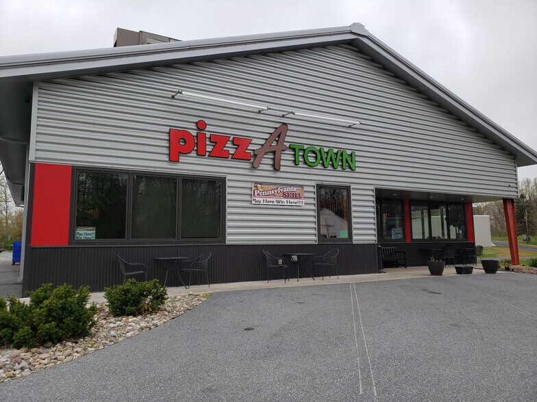 More Photos Of 50 Veterans Dr, Elizabethtown Restaurant For Sale