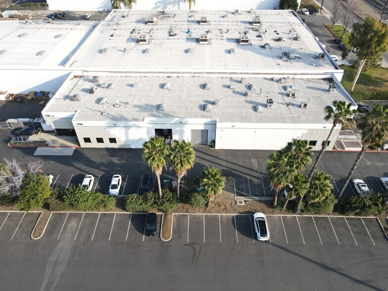 More Photos Of 17579-17583 Railroad St, City of Industry Warehouse For Lease