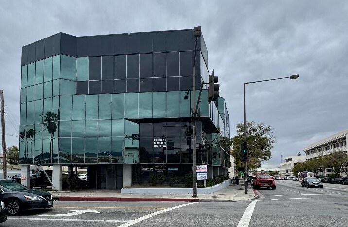 More Photos Of 144 N Glendale Ave, Glendale Office For Lease