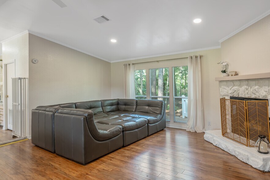 More Photos Of 980 County Road 1705, Jacksonville Lodge Meeting Hall For Sale