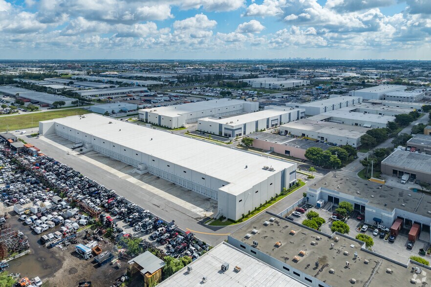 More Photos Of 8130 NW 74th St, Medley Unknown For Lease