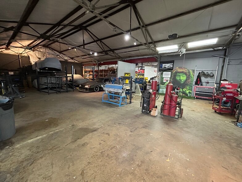 More Photos Of 1164 Zonolite Pl, Atlanta Warehouse For Lease