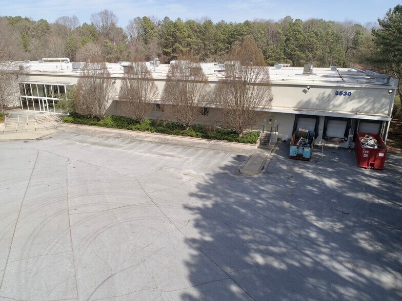 More Photos Of 3510-3530 Zip Industrial Blvd SE, Atlanta Distribution For Sale
