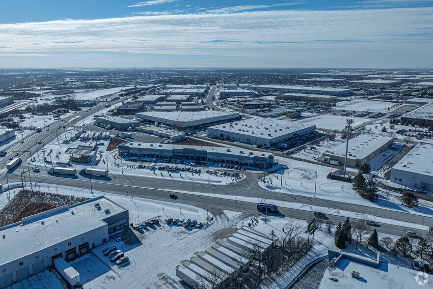 More Photos Of 1414-1440 Bolingbrook Dr, Romeoville Distribution For Lease