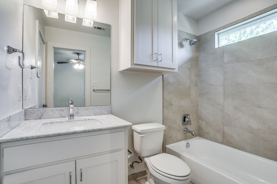 More Photos Of 6140 Oram St, Dallas Apartments For Sale