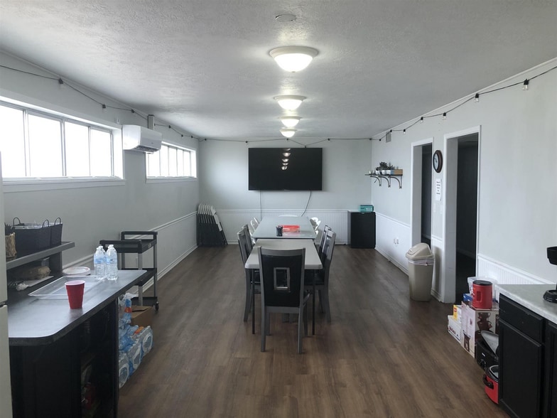 More Photos Of 6200 39th St, Groves Religious Facility For Sale