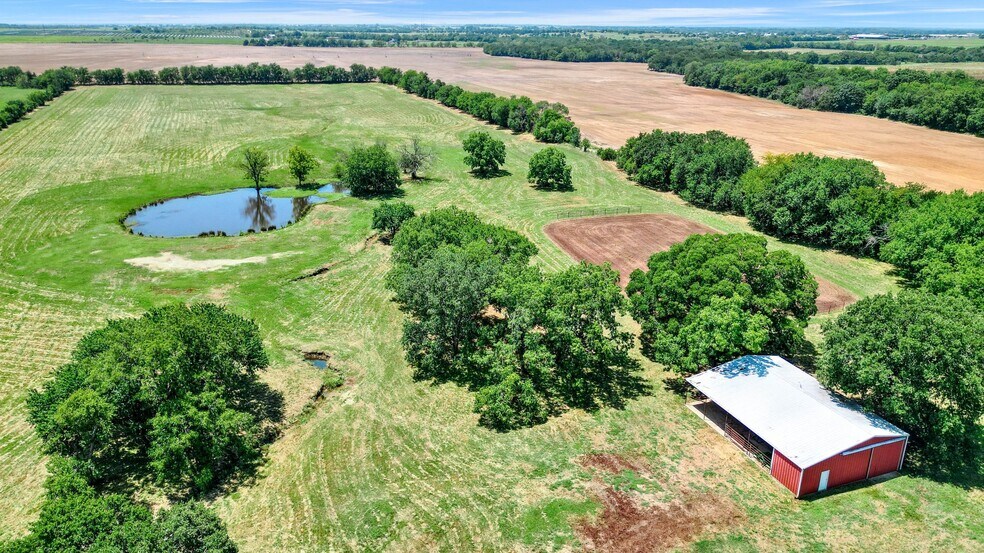 More Photos Of 27160 State Highway 56, Whitesboro Land For Sale