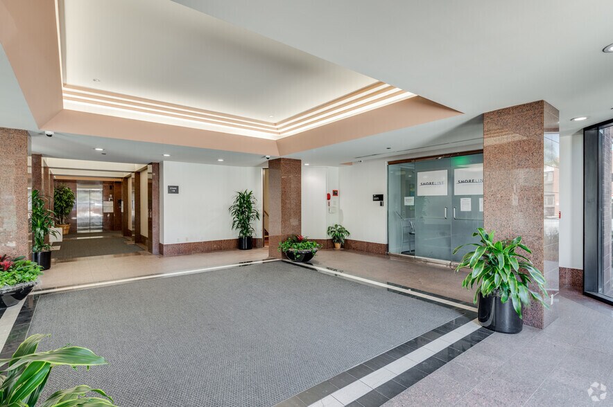 More Photos Of 4300 Long Beach Blvd, Long Beach Office For Lease