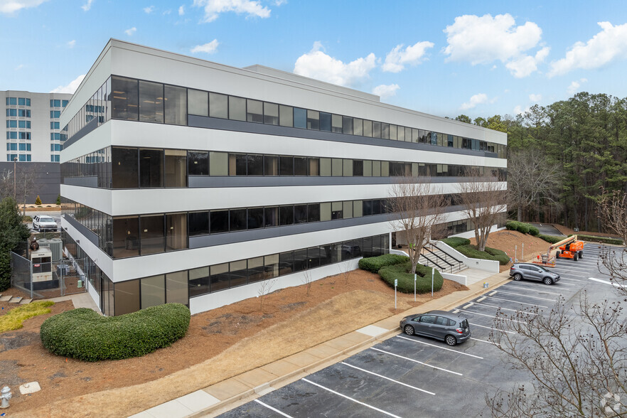 Primary Photo Of 3150 Holcomb Bridge Rd, Norcross Coworking Space