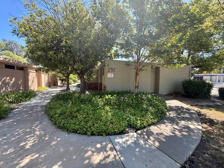 More Photos Of 230-292 Avocado Ave, El Cajon Medical For Lease