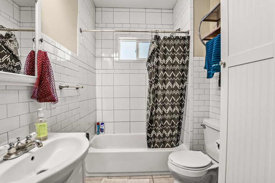 More Photos Of 120-126 N Franklin St, Madison Apartments For Sale