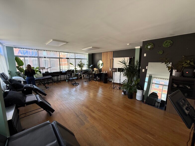 More Photos Of 161 Lafayette St, New York Loft Creative Space For Lease