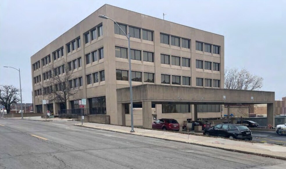 More Photos Of 415 Francis St, Saint Joseph Office For Sale