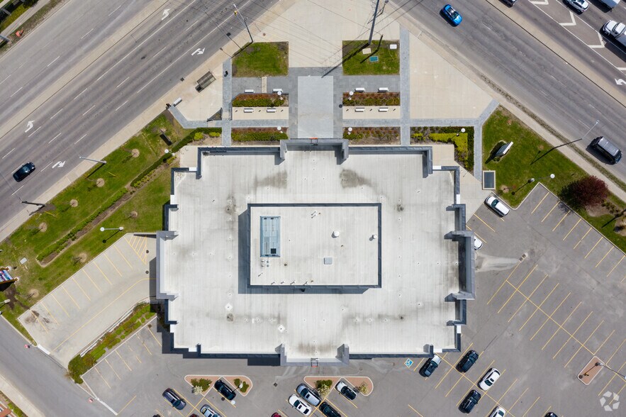 More Photos Of 3100 Rutherford Rd, Vaughan Office For Sale