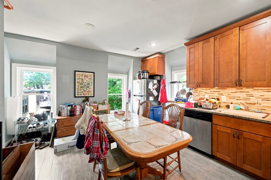 More Photos Of 807 S 49th St, Philadelphia Apartments For Sale
