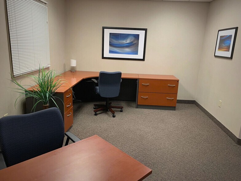 More Photos Of 7 Corporate Center Ct, Greensboro Office For Lease