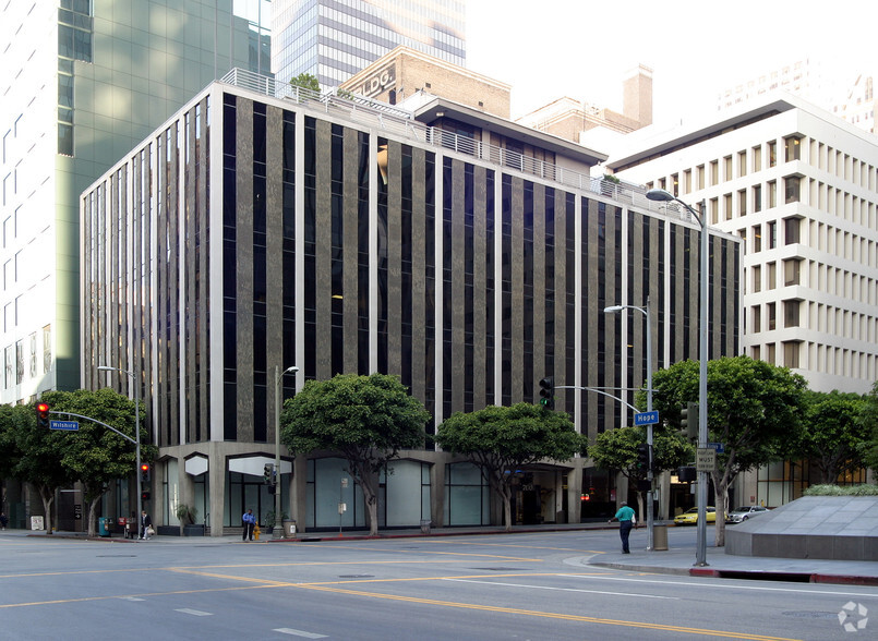 Primary Photo Of 700 Wilshire Blvd, Los Angeles Telecom Hotel Data Hosting For Lease