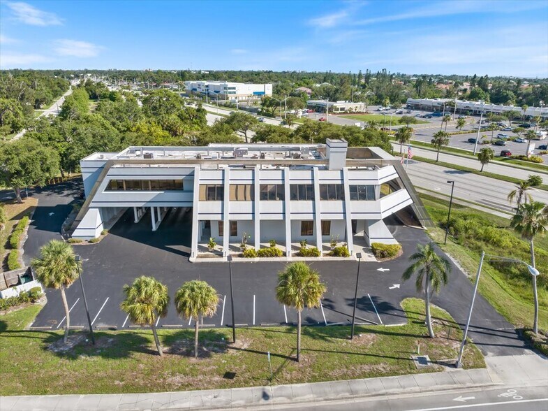 More Photos Of 1000 N Tamiami Trl, Nokomis Bank For Sale