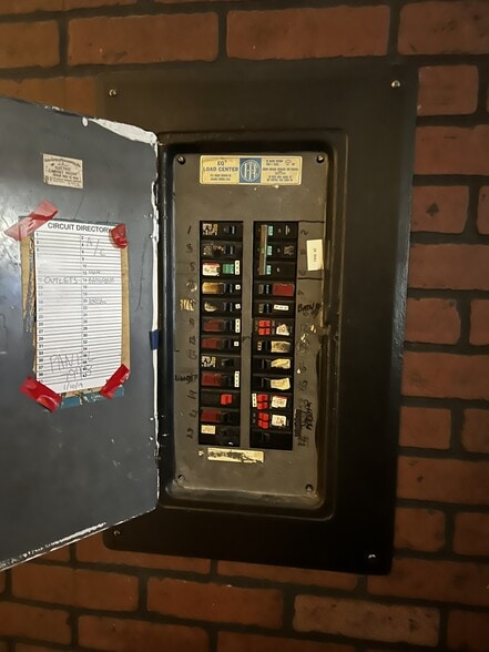 More Photos Of 7980-8000 Amador Valley Blvd, Dublin Unknown For Lease