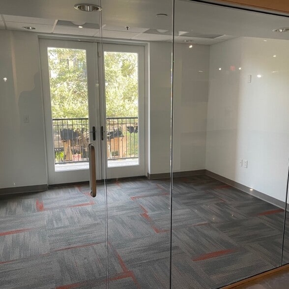 More Photos Of 444 W New England Ave, Winter Park Office For Lease