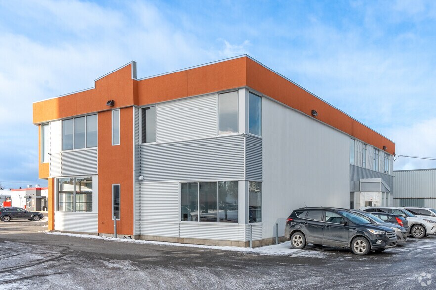 More Photos Of 115 Rte Du Président-Kennedy, Lévis Office For Lease