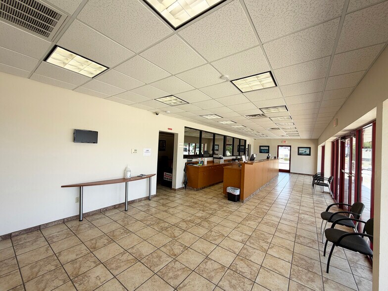 More Photos Of 3701 S Meridian Ave, Oklahoma City Warehouse For Sale