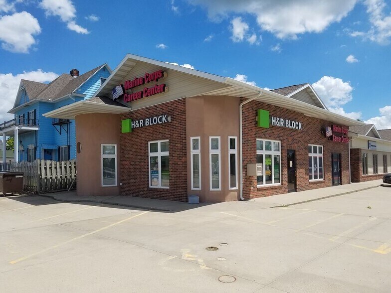 More Photos Of 105 E McLane St, Osceola Office For Sale